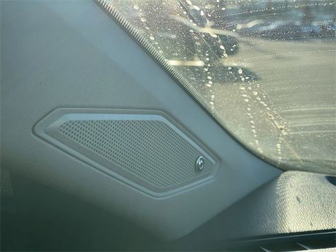 Used 2019 Volkswagen Jetta SEL Premium image 31