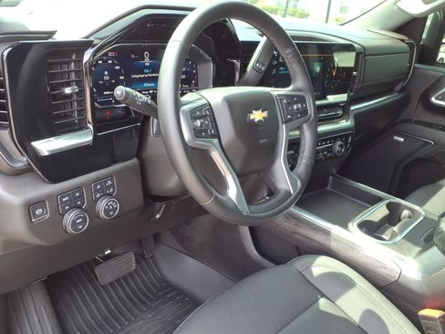 Used 2024 Chevrolet Silverado 3500 LTZ w/ LTZ Plus Package AWD/4WD image 21