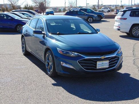 Used 2024 Chevrolet Malibu LT image 9