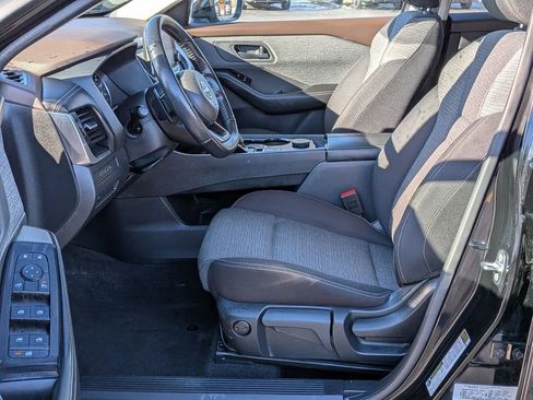 Used 2022 Nissan Rogue S AWD/4WD image 11