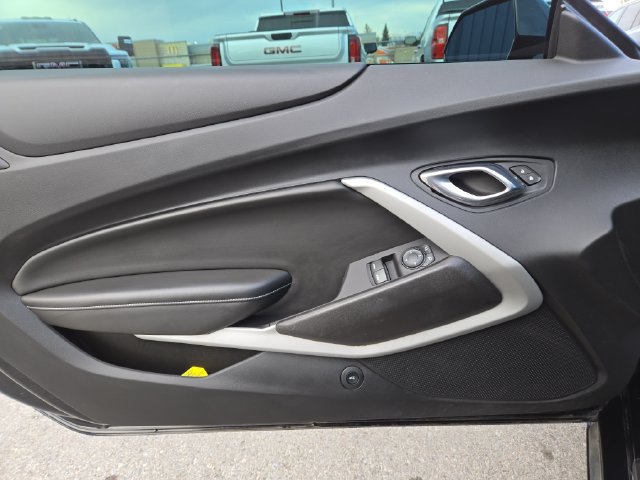 Used 2021 Chevrolet Camaro LT RWD image 14