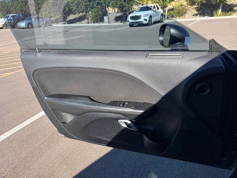 Used 2018 Dodge Challenger SXT image 13