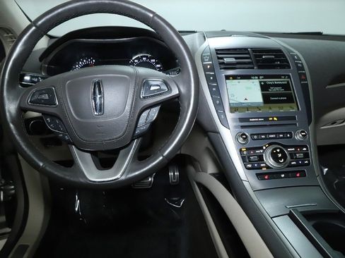 Used 2019 Lincoln MKZ Reserve w/ Reserve Plus Package image 28