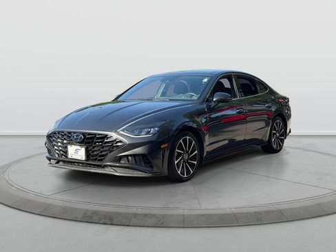 Used 2020 Hyundai Sonata SEL Plus w/ Tech Package FWD image 3