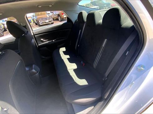 Used 2024 Hyundai Elantra SEL FWD image 21