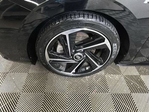 Used 2022 Hyundai Elantra N Line FWD image 9