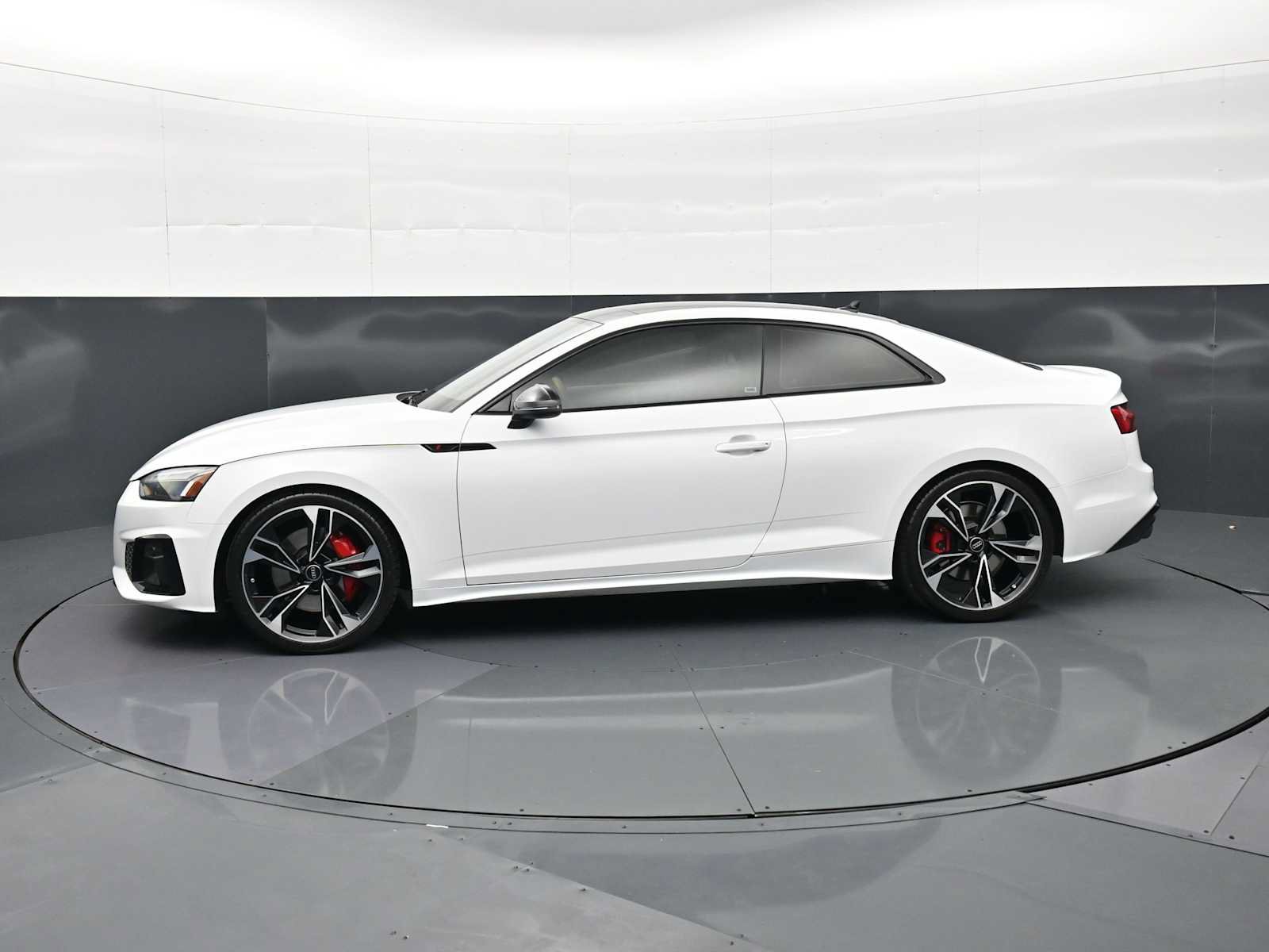 Used 2023 Audi S5 Premium Plus w/ Premium Plus AWD/4WD image 2