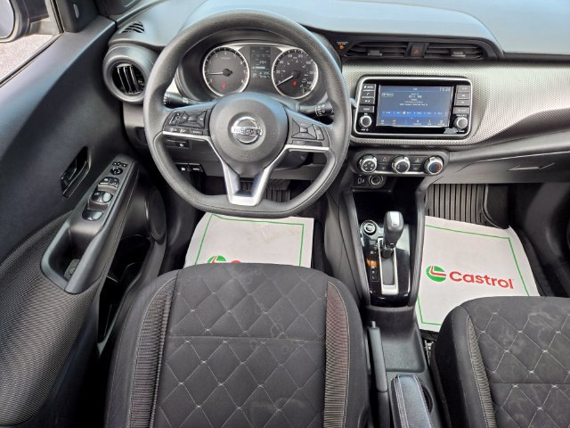Used 2020 Nissan Kicks S FWD image 13