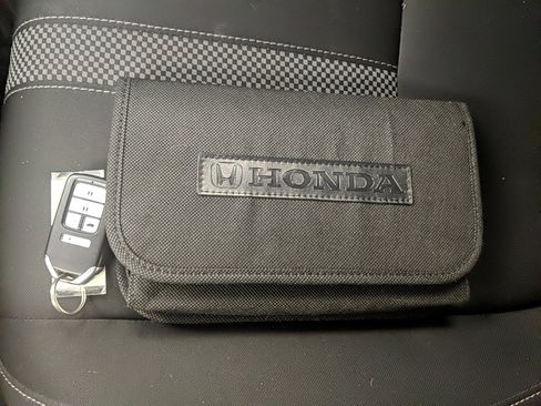 Used 2020 Honda Civic EX image 29