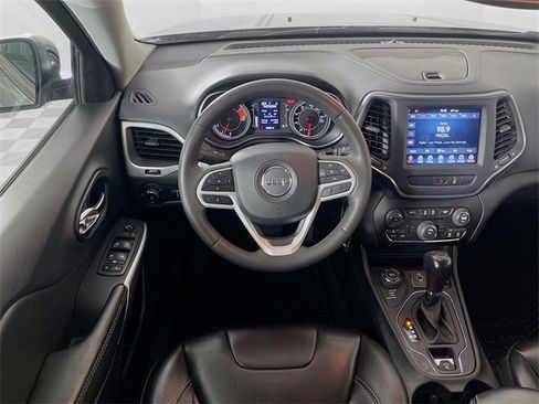 Used 2022 Jeep Cherokee Latitude w/ Trailer Tow Group image 22