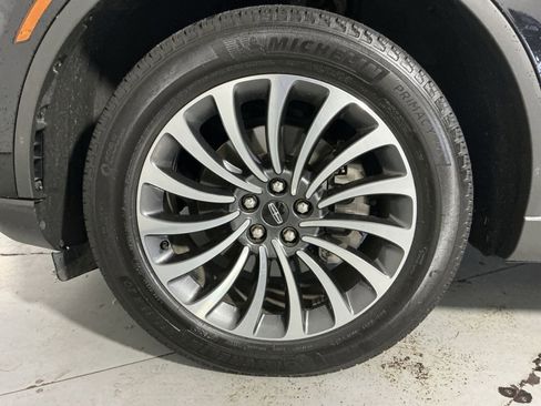 Used 2024 Lincoln Aviator AWD w/ Premium Package image 20