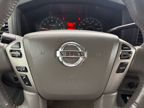 Used 2013 Nissan NV 3500 SL w/ Technology Pkg image 27