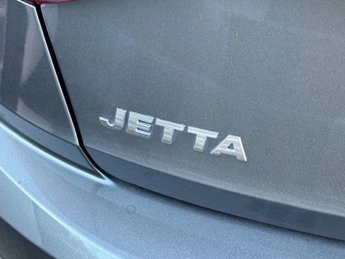 Used 2019 Volkswagen Jetta SE FWD image 7