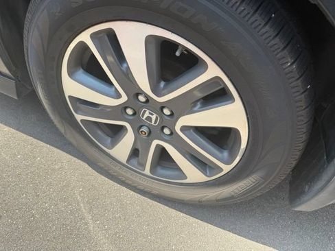 Used 2016 Honda Odyssey Touring Elite image 8