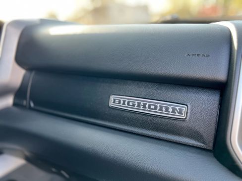 Used 2019 RAM 1500 Big Horn AWD/4WD image 30