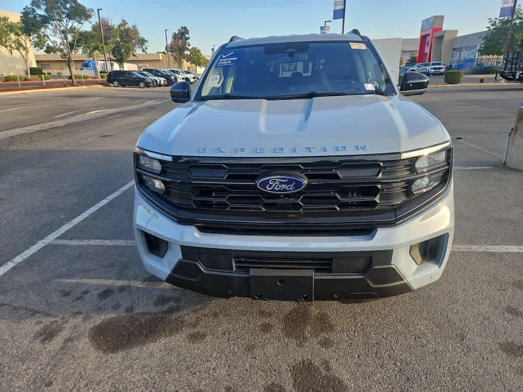 Certified 2025 Ford Expedition Max Active RWD image 2