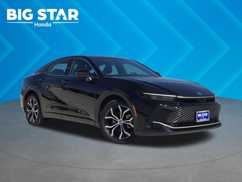 Used 2025 Toyota Crown Nightshade image 1