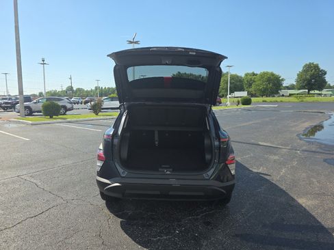 Used 2025 Hyundai Kona SEL FWD image 14