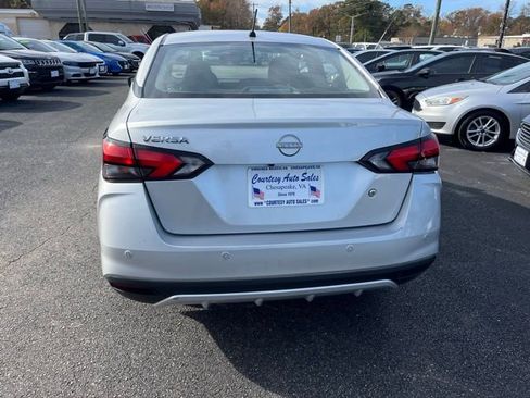 Used 2024 Nissan Versa S w/ S Plus Package image 7