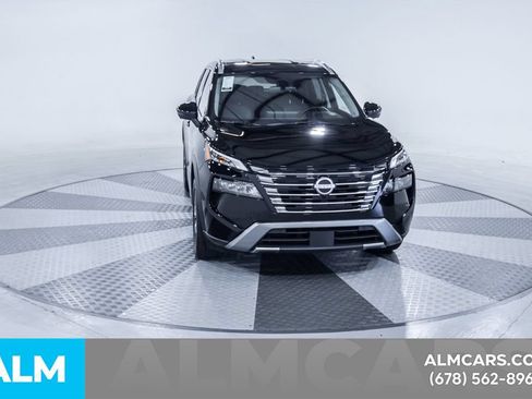 Used 2026 Nissan Rogue SL FWD image 15