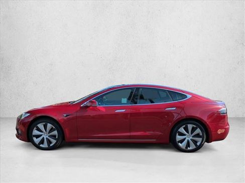 Used 2020 Tesla Model S Long Range Plus image 9