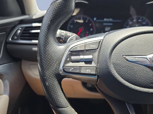 Used 2021 Genesis G70 2.0T RWD image 16