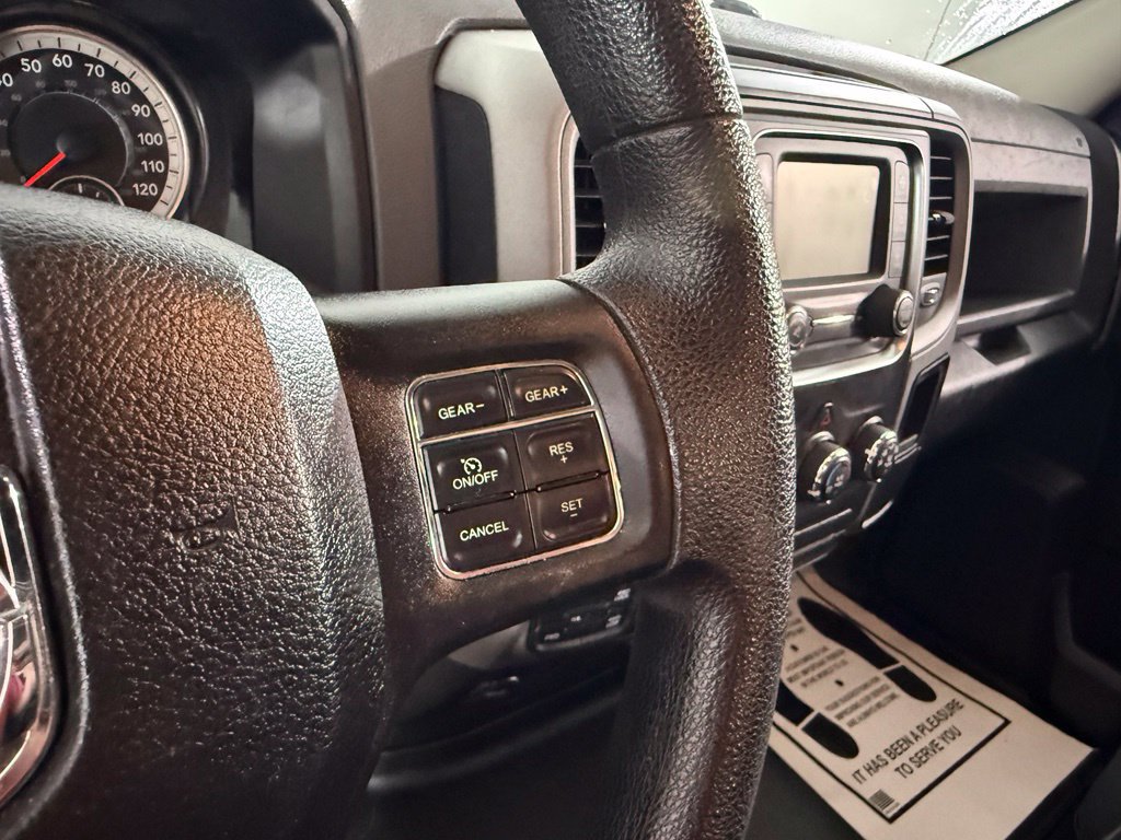 Used 2016 RAM 1500 Express AWD/4WD image 14