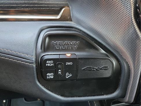 Used 2023 RAM 2500 Limited image 21