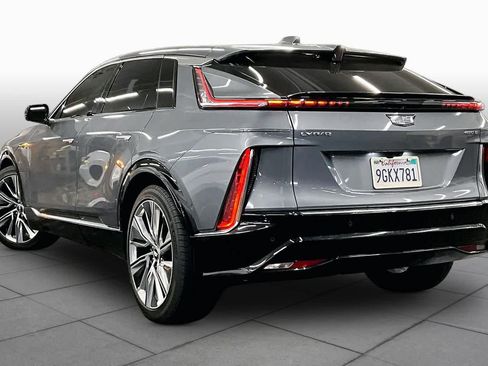 Used 2023 Cadillac Lyriq 2WD image 11