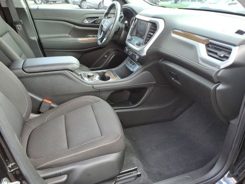 Certified 2023 GMC Acadia SLE w/ Driver Convenience Package AWD/4WD image 28