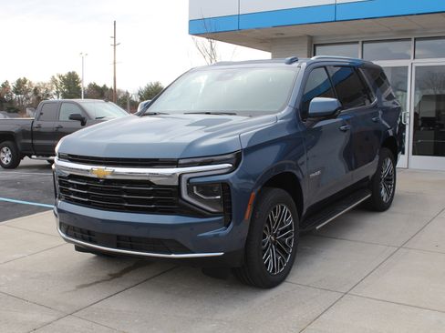 New 2026 Chevrolet Tahoe LS image 7