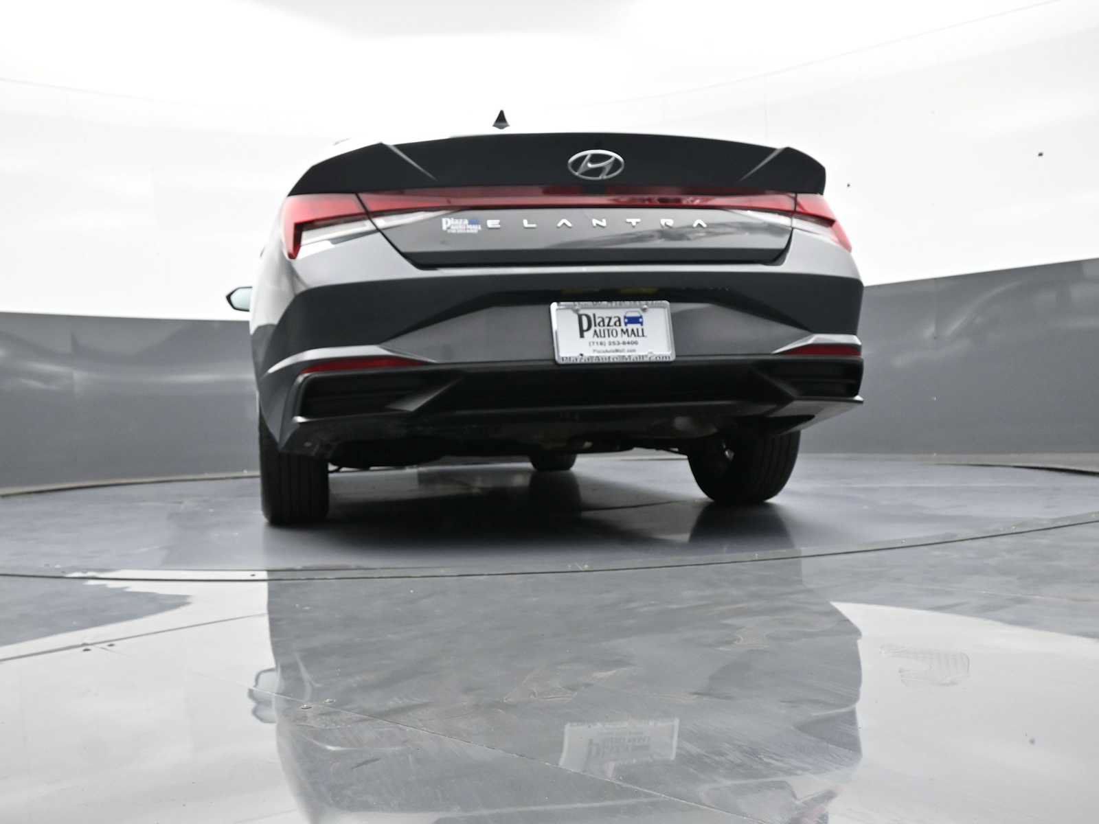 Certified 2023 Hyundai Elantra SEL FWD image 29