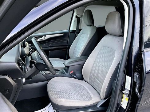 Used 2021 Ford Escape SE image 20