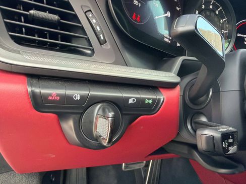 Used 2023 Porsche 911 Targa 4S AWD/4WD image 42