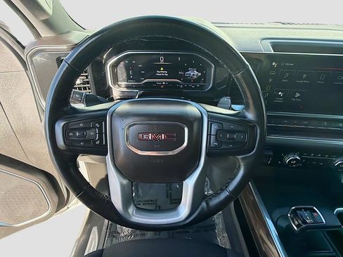 Used 2025 GMC Sierra 1500 Elevation AWD/4WD image 11