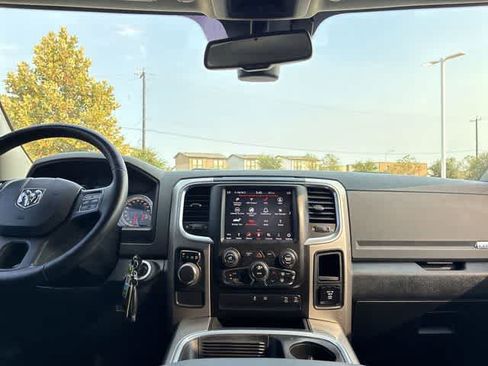 Used 2018 RAM 1500 Lone Star RWD image 28