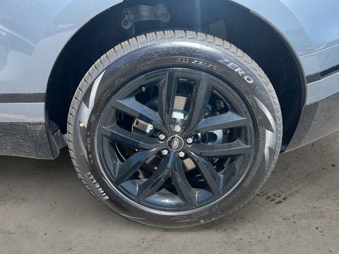 New 2026 Land Rover Range Rover Velar Dynamic SE image 10