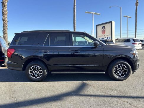 Used 2024 Ford Expedition XLT image 7