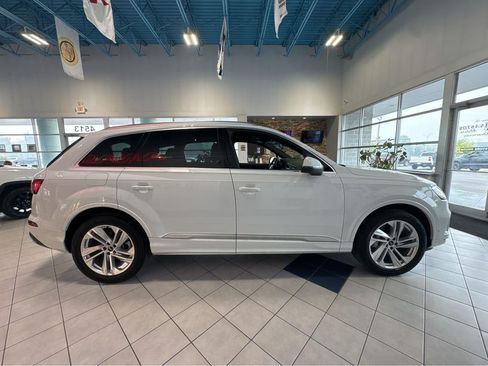Used 2021 Audi Q7 3.0T Premium w/ Convenience Package AWD/4WD image 16