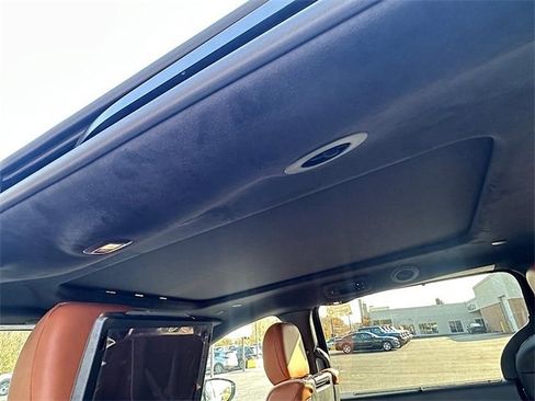 New 2026 Chrysler Pacifica Pinnacle image 18