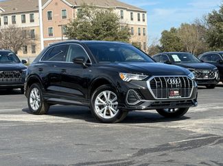 Certified 2025 Audi Q3 2.0T Premium Plus w/ Premium Plus Package video 1