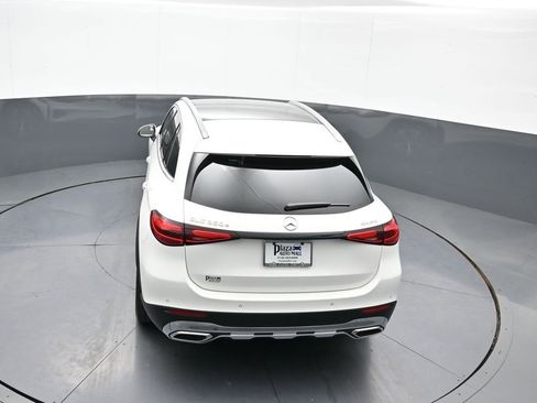 Used 2025 Mercedes-Benz GLC 350e 4MATIC image 43