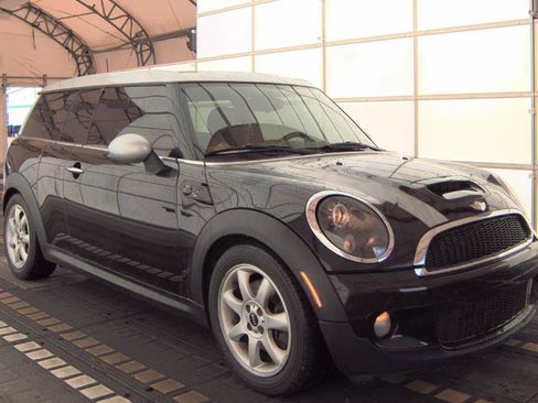 Used 2009 MINI Cooper Clubman S image 3