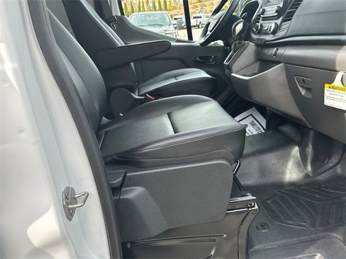 New 2025 Ford Transit 150 Low Roof image 13
