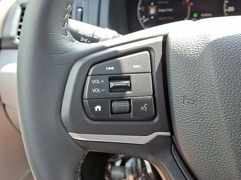 Used 2025 Honda Ridgeline RTL image 21