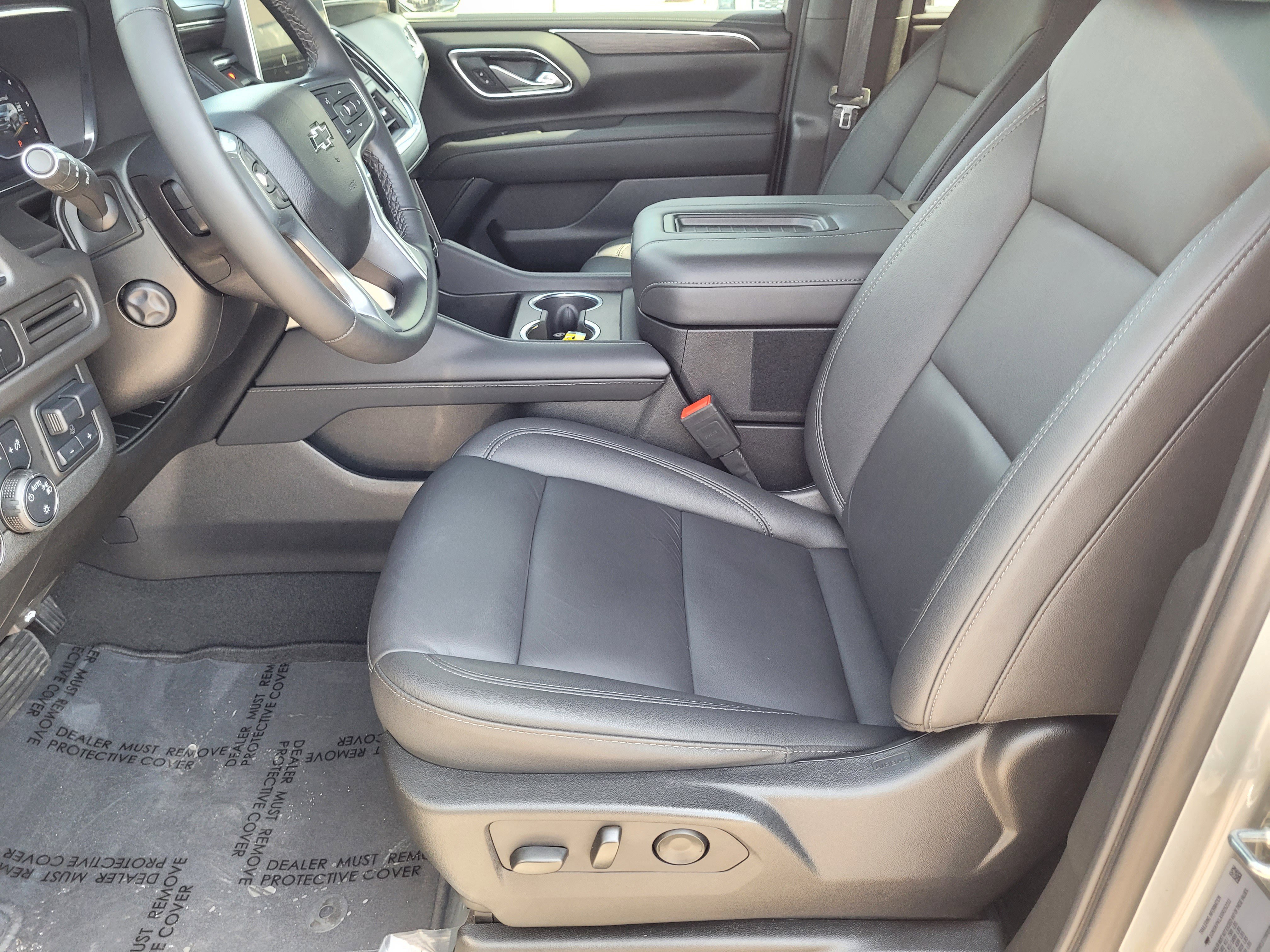 Used 2024 Chevrolet Tahoe Z71 w/ Z71 Off-Road Package AWD/4WD image 22