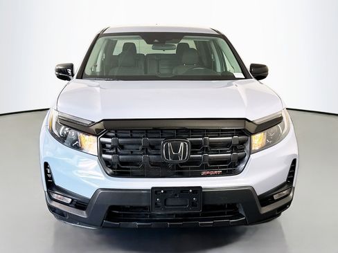 Used 2024 Honda Ridgeline Sport image 2