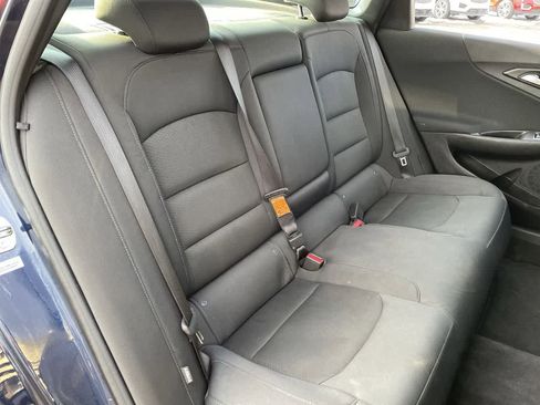 Used 2016 Chevrolet Malibu LT image 15