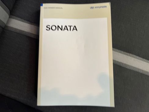 Used 2025 Hyundai Sonata SEL FWD image 25