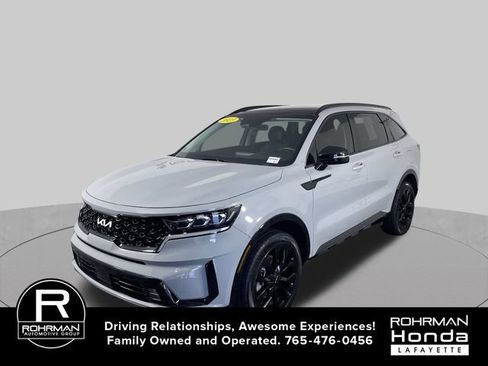 Used 2023 Kia Sorento SX AWD/4WD image 11